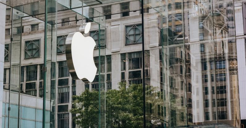 Street Style Icons - Glass building of company in city center