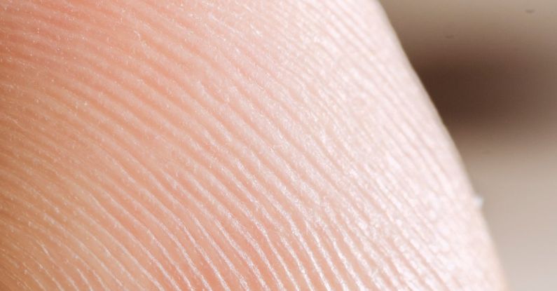 Style Tips - Finger pad of faceless person